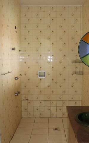 Casa para alugar com 1001m², 4 quartos e 4 vagasBanheiro da Suíte 2