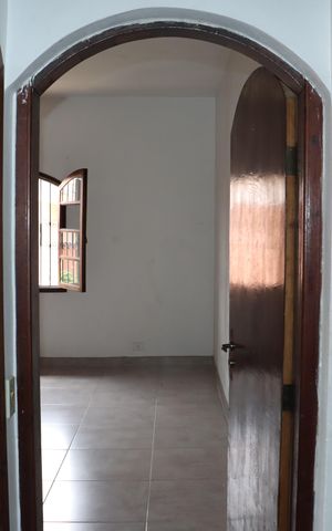 Casa para alugar com 1001m², 4 quartos e 4 vagasCorredor