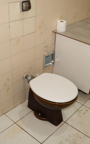 Casa para alugar com 1001m², 4 quartos e 4 vagasBanheiro Social
