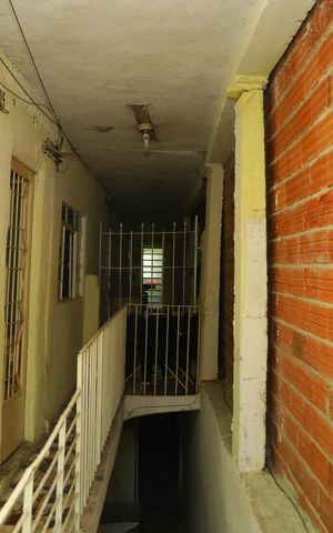 Casa para alugar com 30m², 1 quarto e sem vagaÁrea comum - Escadas