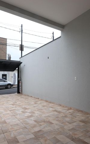 Casa à venda com 107m², 3 quartos e 3 vagasGaragem