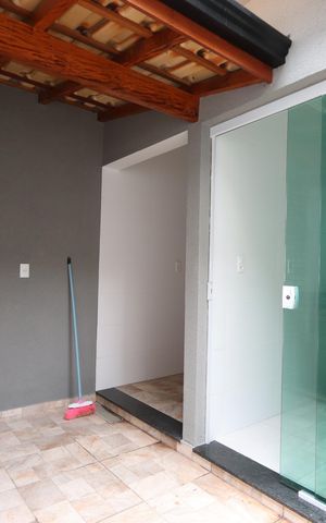 Casa à venda com 107m², 3 quartos e 3 vagasChurrasqueira