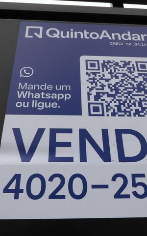 Casa à venda com 107m², 3 quartos e 3 vagasPlaca