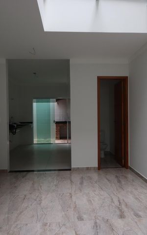 Casa à venda com 107m², 3 quartos e 3 vagasSala