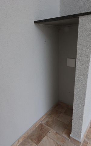 Casa à venda com 107m², 3 quartos e 3 vagasGaragem - nicho gás