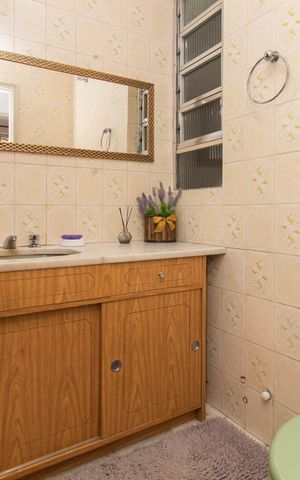 Apartamento à venda com 227m², 4 quartos e sem vagaBanheiro 1