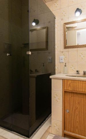 Apartamento à venda com 227m², 4 quartos e sem vagaBanheiro 1