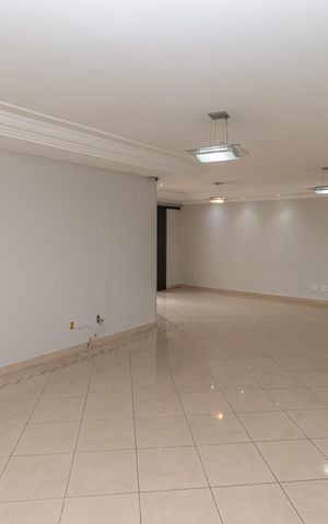 Apartamento para alugar com 200m², 3 quartos e 2 vagas Apartamento para alugar com 200m², 3 quartos e 2 vagasSala