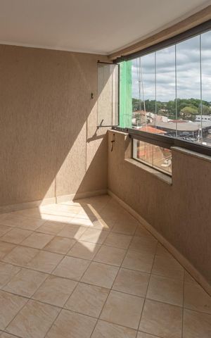Apartamento para alugar com 200m², 3 quartos e 2 vagas Apartamento para alugar com 200m², 3 quartos e 2 vagasVaranda