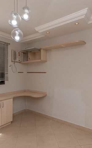 Apartamento para alugar com 200m², 3 quartos e 2 vagas Apartamento para alugar com 200m², 3 quartos e 2 vagasSuíte 2