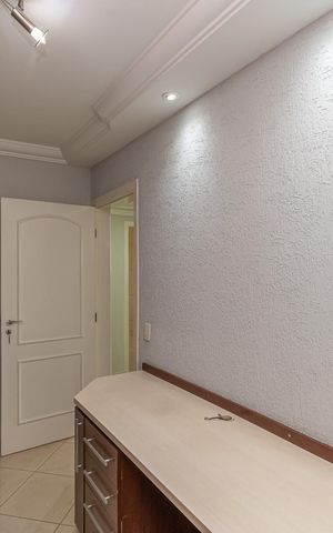Apartamento para alugar com 200m², 3 quartos e 2 vagas Apartamento para alugar com 200m², 3 quartos e 2 vagasEscritório