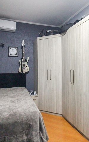Casa à venda com 175m², 3 quartos e 3 vagas Casa à venda com 175m², 3 quartos e 3 vagasQuarto 1