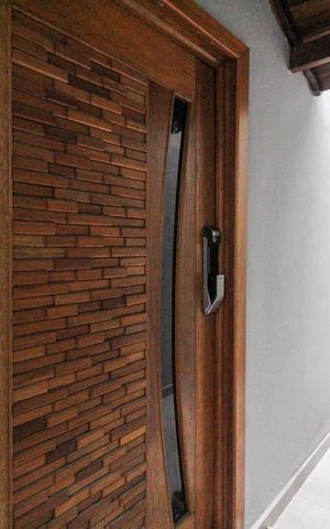 Casa à venda com 175m², 3 quartos e 3 vagas Casa à venda com 175m², 3 quartos e 3 vagasCorredor Externo