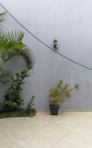 Casa à venda com 175m², 3 quartos e 3 vagas Casa à venda com 175m², 3 quartos e 3 vagasQuintal
