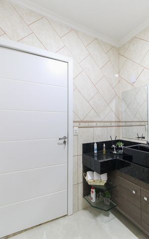 Casa à venda com 175m², 3 quartos e 3 vagas Casa à venda com 175m², 3 quartos e 3 vagasBanheiro Social 2