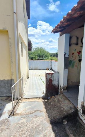 Casa à venda com 255m², 4 quartos e 4 vagas