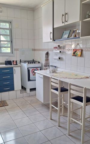 Casa à venda com 255m², 4 quartos e 4 vagas