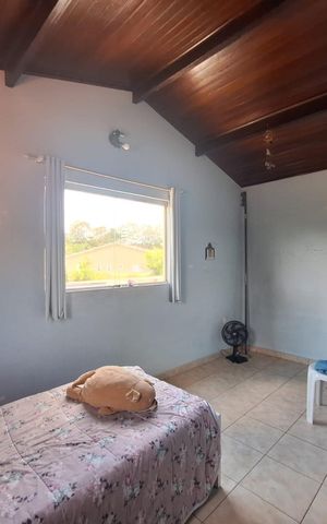 Casa à venda com 255m², 4 quartos e 4 vagas