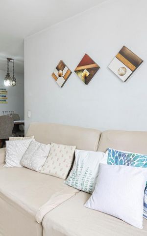 Apartamento à venda com 105m², 3 quartos e 1 vaga Apartamento à venda com 105m², 3 quartos e 1 vagaSala