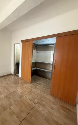 Casa à venda com 95m², 2 quartos e sem vaga