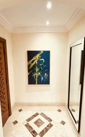 Apartamento à venda com 182m², 4 quartos e 2 vagas