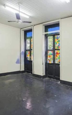 Casa à venda com 246m², 1 quarto e sem vaga