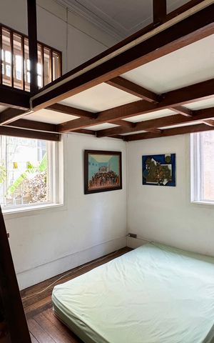 Casa à venda com 298m², 5 quartos e 3 vagas Casa à venda com 298m², 5 quartos e 3 vagasQuarto 3