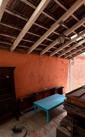 Casa à venda com 298m², 5 quartos e 3 vagas Casa à venda com 298m², 5 quartos e 3 vagasÁrea comum