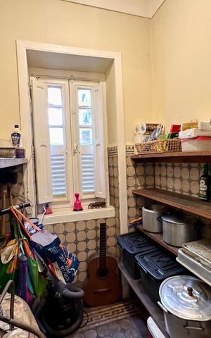 Casa à venda com 298m², 5 quartos e 3 vagas Casa à venda com 298m², 5 quartos e 3 vagasDespensa