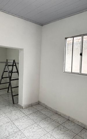 Casa à venda com 210m², 6 quartos e 1 vaga Casa à venda com 210m², 6 quartos e 1 vagaCasa 1 - Sala