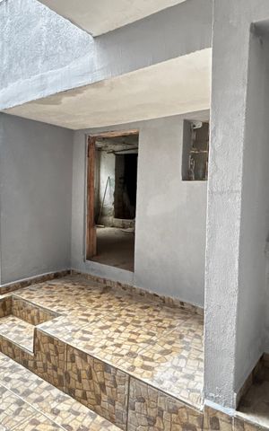 Casa à venda com 210m², 6 quartos e 1 vaga Casa à venda com 210m², 6 quartos e 1 vagaCasa 3 - Área de serviço