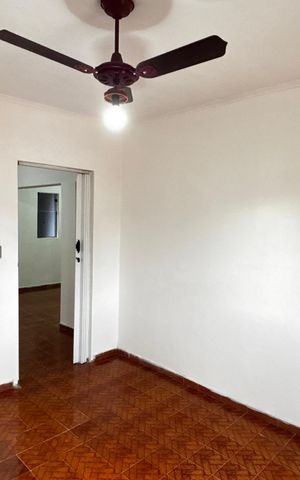 Casa à venda com 210m², 6 quartos e 1 vaga Casa à venda com 210m², 6 quartos e 1 vagaCasa 3 - Quarto 1