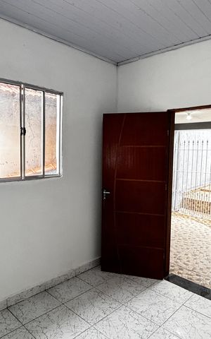 Casa à venda com 210m², 6 quartos e 1 vaga Casa à venda com 210m², 6 quartos e 1 vagaCasa 1 - Sala