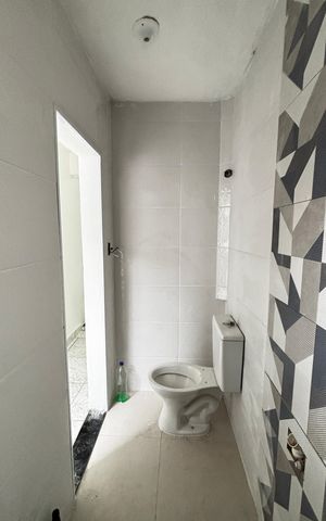 Casa à venda com 210m², 6 quartos e 1 vaga Casa à venda com 210m², 6 quartos e 1 vagaCasa 1 - Banheiro