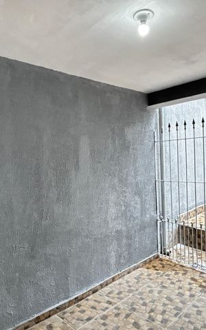 Casa à venda com 210m², 6 quartos e 1 vaga Casa à venda com 210m², 6 quartos e 1 vagaQuintal