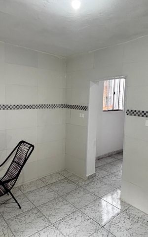 Casa à venda com 210m², 6 quartos e 1 vaga Casa à venda com 210m², 6 quartos e 1 vagaCasa 1 - Cozinha