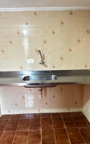 Casa à venda com 210m², 6 quartos e 1 vaga Casa à venda com 210m², 6 quartos e 1 vagaCasa 3 - Cozinha