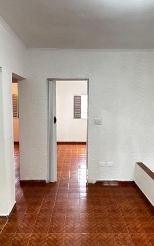 Casa à venda com 210m², 6 quartos e 1 vaga Casa à venda com 210m², 6 quartos e 1 vagaCasa 3 - Sala