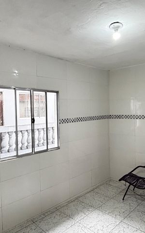 Casa à venda com 210m², 6 quartos e 1 vaga Casa à venda com 210m², 6 quartos e 1 vagaCasa 1 - Cozinha
