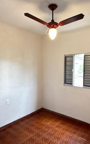 Casa à venda com 210m², 6 quartos e 1 vaga Casa à venda com 210m², 6 quartos e 1 vagaCasa 3 - Quarto 2