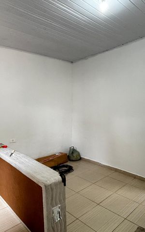 Casa à venda com 210m², 6 quartos e 1 vaga Casa à venda com 210m², 6 quartos e 1 vagaCasa 1 - Quarto 1