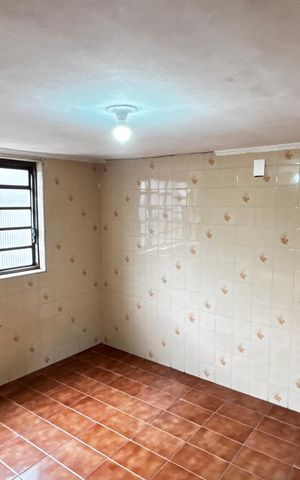 Casa à venda com 210m², 6 quartos e 1 vaga Casa à venda com 210m², 6 quartos e 1 vagaCasa 3 - Cozinha