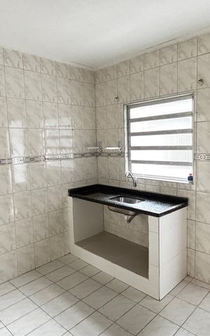Casa à venda com 210m², 6 quartos e 1 vaga Casa à venda com 210m², 6 quartos e 1 vagaCasa 2 - Cozinha