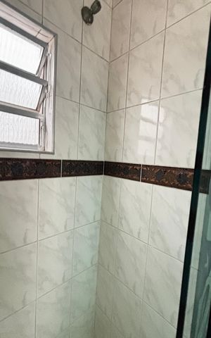 Casa à venda com 210m², 6 quartos e 1 vaga Casa à venda com 210m², 6 quartos e 1 vagaCasa 2 - Banheiro