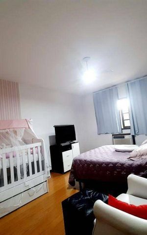 Casa à venda com 271m², 3 quartos e 4 vagas