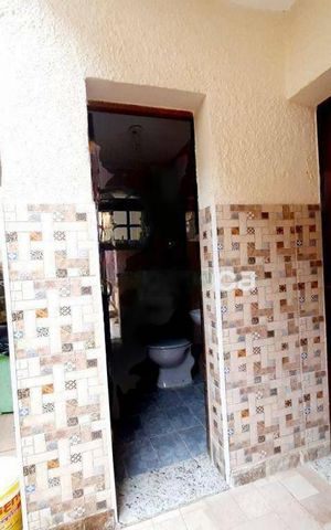 Casa à venda com 271m², 3 quartos e 4 vagas
