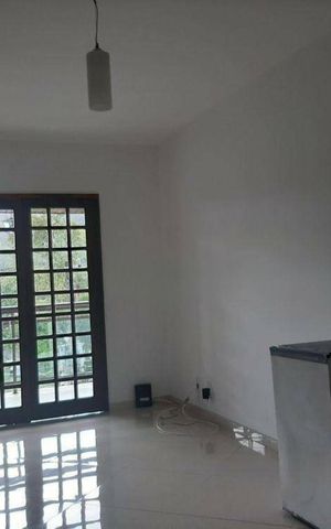 Casa à venda com 271m², 3 quartos e 4 vagas