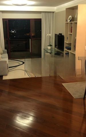 Apartamento à venda com 170m², 4 quartos e 4 vagas