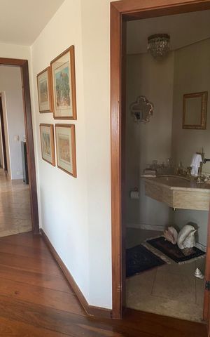 Apartamento à venda com 200m², 3 quartos e 3 vagas