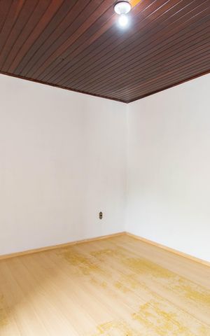 Casa à venda com 163m², 3 quartos e 3 vagas